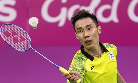 Tay vợt Lee Chong Wei tuyên bố giải nghệ trong nước mắt