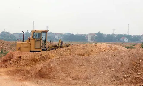 Cán bộ xã nêu lý do đưa 'phong bì' cho đoàn thanh tra Bộ Xây dựng