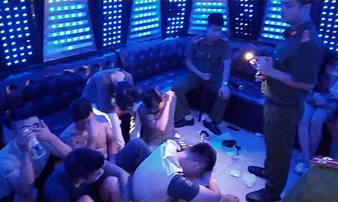 Hưng Yên: Bắt giữ 93 đối tượng đang bay, lắc tại quán karaoke PhanTom