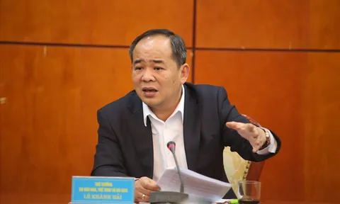 VFF lên tiếng về việc ông Cấn Văn Nghĩa chủ động đệ đơn từ chức
