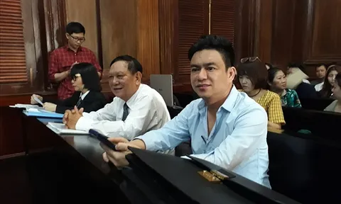 Xét xử vợ cũ bác sĩ Chiêm Quốc Thái thuê giang hồ chém chồng