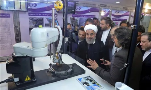 Iran tuyên bố chấn động về vấn đề hạt nhân, phá rào thỏa thuận với các cường quốc