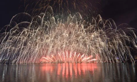 Lý do đưa đội pháo hoa Anh và Phần Lan vào vòng Chung kết DIFF 2019