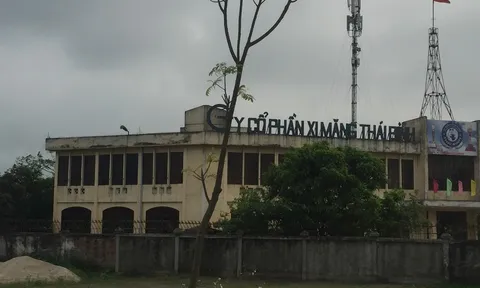 Thái Bình: Nhà máy xi măng gây ô nhiễm khói bụi ngay tại trung tâm TP
