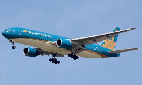 Máy bay Vietnam Airlines bị sét đánh trúng khi đang hạ cánh: Liệu có nguy hiểm?