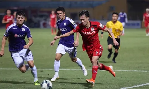 Văn Toàn tỏa sáng phút bù giờ, HAGL thoát thua trong gang tấc