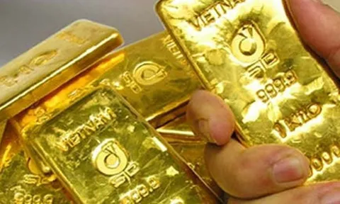 Giá vàng hôm nay 18/7: USD treo cao, vàng tăng nhanh trở lại