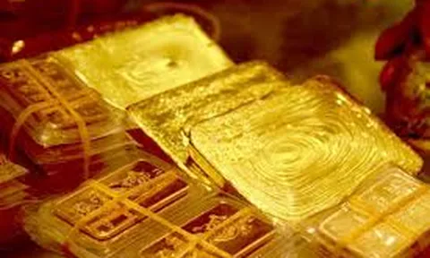 Giá vàng hôm nay 23/7: Bất ngờ sụt nhanh xuống dưới 40 triệu/lượng