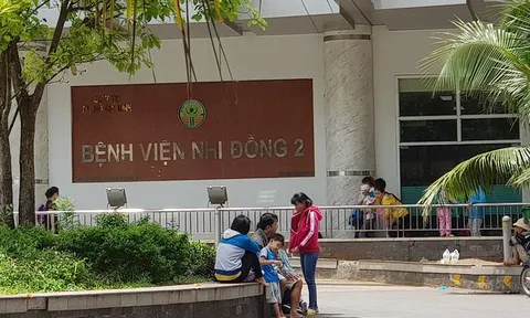Bé gái 20 tháng tuổi nhập viện cấp cứu vì bác sĩ kê toa… nhầm thuốc tâm thần