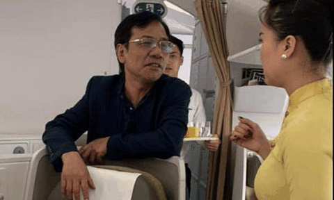 Cục Hàng không yêu cầu làm rõ việc khách thương gia sàm sỡ say xỉn vẫn lên được máy bay