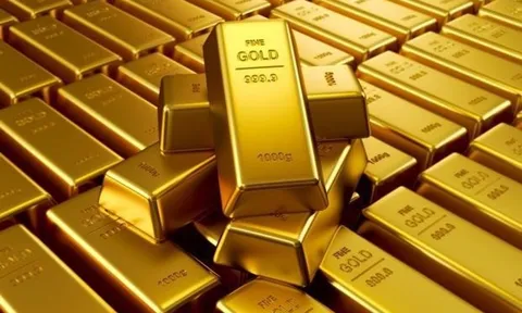 Giá vàng ngày 1/8: Fed hạ lãi suất, vàng lao dốc thảm hại