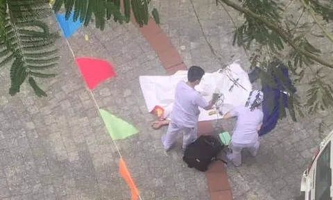 Nam sinh trường ĐH Hutech rơi từ trên lầu cao xuống đất tử vong