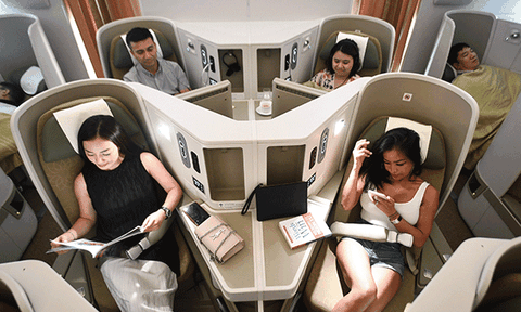 Nội thất choáng ngợp bên trong 'siêu máy bay' Boeing 787-10 của Vietnam Airlines