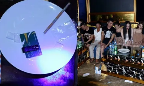 Hà Tĩnh: Phát hiện 20 nam thanh nữ tú bay lắc cùng ma túy trong quán karaoke