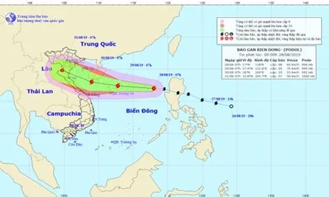 Bão Podul đi vào đất liền các tỉnh từ Thanh Hóa đến Quảng Bình