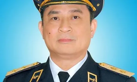 Thủ tướng xóa tư cách nguyên Tư lệnh Quân chủng Hải quân đối với ông Nguyễn Văn Hiến