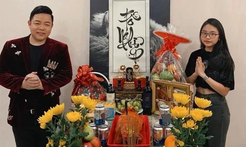 Phương Mỹ Chi bị nhắc nhở vì mặc hở khi thắp hương cúng Tổ nghiệp