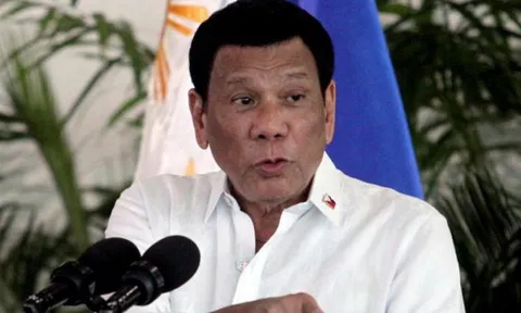 Tổng thống Philippines cho phép người dân bắn quan chức tham nhũng