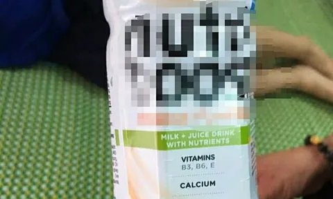 Hải Phòng: 4 thiếu niên nhập viện sau khi uống chai sữa chứa chất lạ