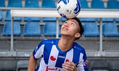 Heerenveen cấm cửa báo chí trong buổi tập đầu tiên của Văn Hậu