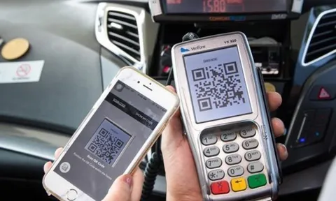 Hà Nội yêu cầu thu học phí qua thẻ hoặc QRCode