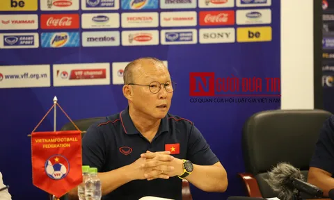 HLV Park Hang-seo: 'So với AFF Cup, hàng tấn công của Malaysia sắc bén hơn rất nhiều'