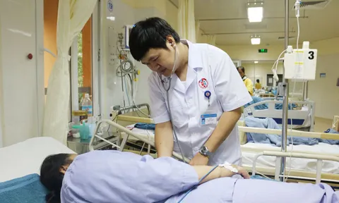 Người phụ nữ Quảng Ninh nguy kịch sau khi ăn gà kèm với ruốc biển