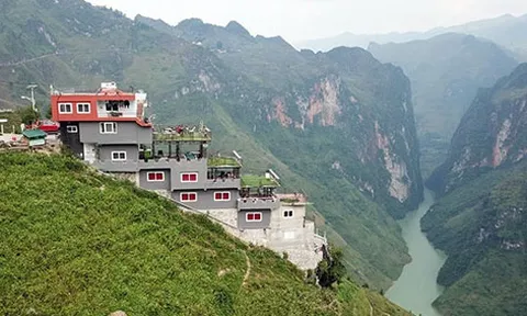 Hà Giang: Lập đoàn kiểm tra công trình trái phép trên đèo Mã Pì Lèng