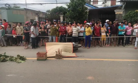 Bình Dương: Hai xe máy tông trực diện, ba người thương vong