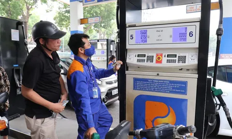 Dự kiến giá xăng sẽ giảm vào ngày mai 16/10