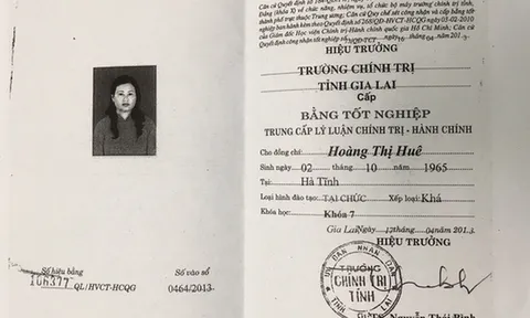 Cách chức nữ hiệu trưởng dùng bằng cấp 3 giả