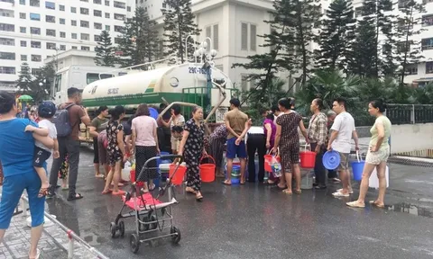 Công ty nước sạch sông Đà xin lỗi, miễn tiền nước 1 tháng cho người dân sau sự cố nhiễm dầu