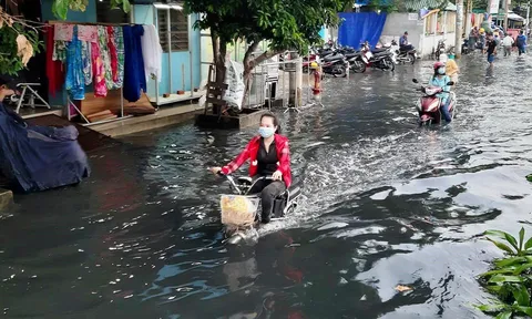 Người dân TP.HCM sắp rơi vào cảnh ngập lụt do triều cường lên cao hơn 1,7m