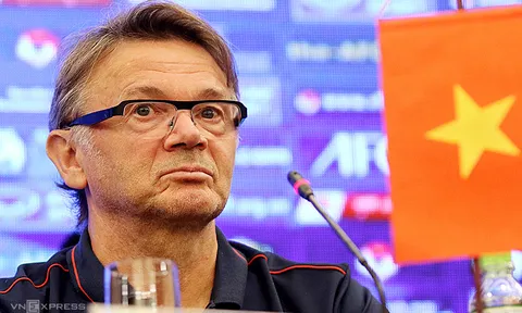 HLV Troussie quyết đưa Việt Nam dự Olympic & World Cup