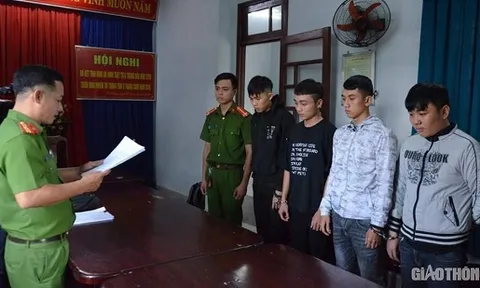 Tạm giam 4 tháng nhóm sinh viên lập 'băng nhóm' đi cướp tài sản