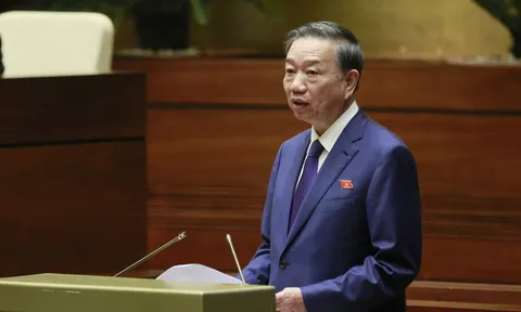 Bộ trưởng Tô Lâm báo cáo Quốc hội vụ cháy đã từng tạo ra nguy cơ 'thảm họa quốc gia' tại Hải Phòng