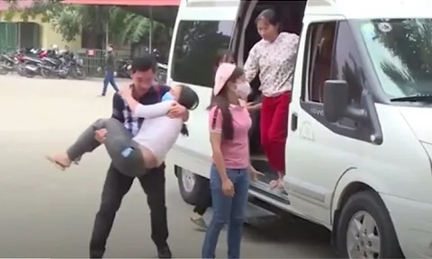 Nghi hít phải khí độc, hàng trăm công nhân ở Vĩnh Phúc nhập viện cấp cứu
