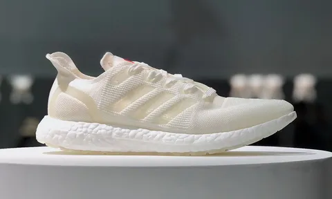 Giày tái chế Adidas FUTURECRAFT.LOOP lọt top 100 sáng chế của năm 2019