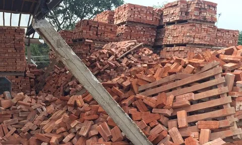 Bắc Giang: Điều tra nguyên nhân vụ tai nạn lao động tại nhà máy gạch, 3 người tử vong