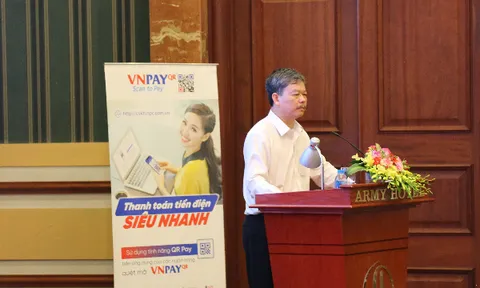 EVNNPC hướng tới không sử dụng tiền mặt trong thanh toán tiền điện