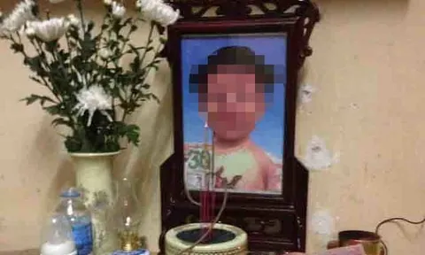 Hà Nội: Bé gái 3 tuổi nghi bị cha dượng và mẹ đẻ bạo hành đến tử vong