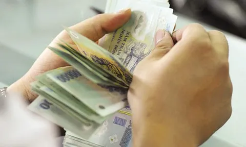 Bộ Nội vụ đề xuất tăng lương cho những ai từ ngày 1/7/2020?