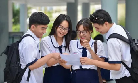 Đề thi minh họa THPT quốc gia 2020 môn Địa lý, Ngữ Văn dễ hay khó?