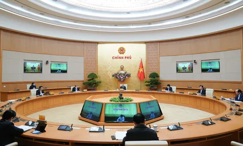 Thủ tướng: Sự chấp hành của người dân là yếu tố quan trọng nhất