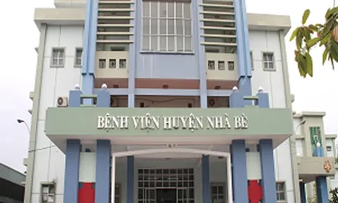 Điều tra nguyên nhân một tiến sĩ tử vong sau khi rơi từ tầng 14 chung cư