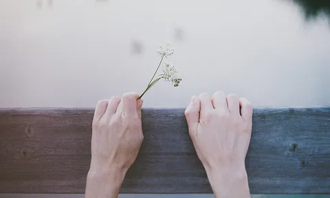 Có những nỗi đau không gọi thành lời...