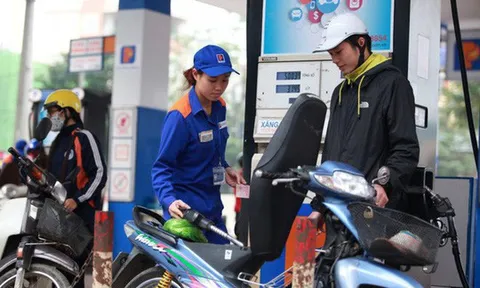 Giá xăng sẽ giảm lần thứ 7 liên tiếp, về sát mốc 11.000 đồng/lít?