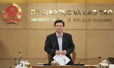 Bộ GD&ĐT: Cân nhắc cho học sinh lớp 9 và lớp 12 đến trường 3 buổi/tuần
