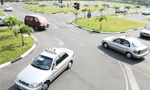 Lùi việc áp dụng bộ 600 câu hỏi thi bằng lái xe sang tháng 8/2020