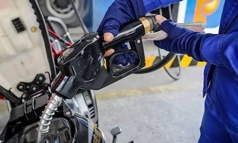 Giá xăng dầu hôm nay 5/5/2020: Dầu thô có dấu hiệu tăng trở lại